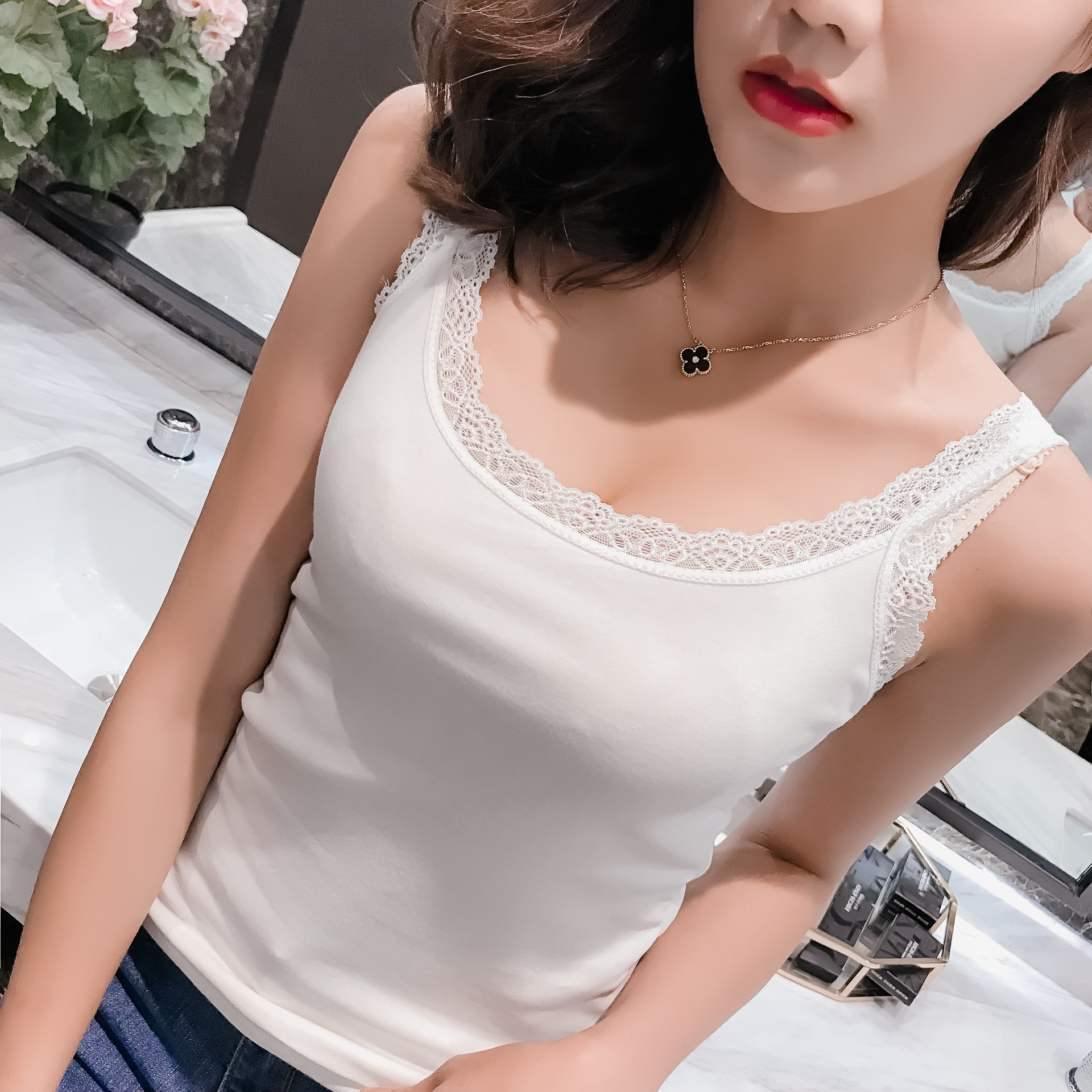 爆款吊带背心女夏蕾丝背心修身上衣莫代尔吊带打底衫